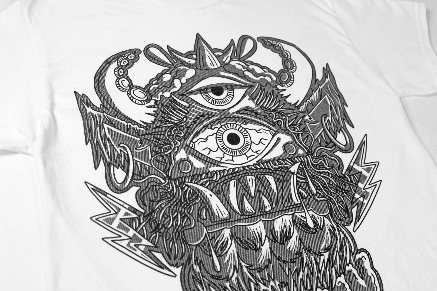 GRAFFITI TEE V 2